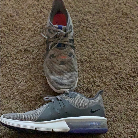 Shoes - Picture 3 of 5